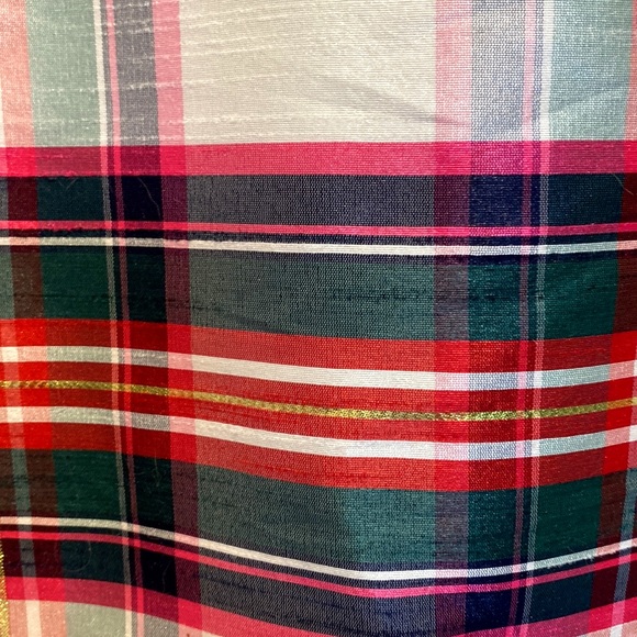 NWOT Crown & Ivy Ruffle Neck Plaid Top - Picture 4 of 7